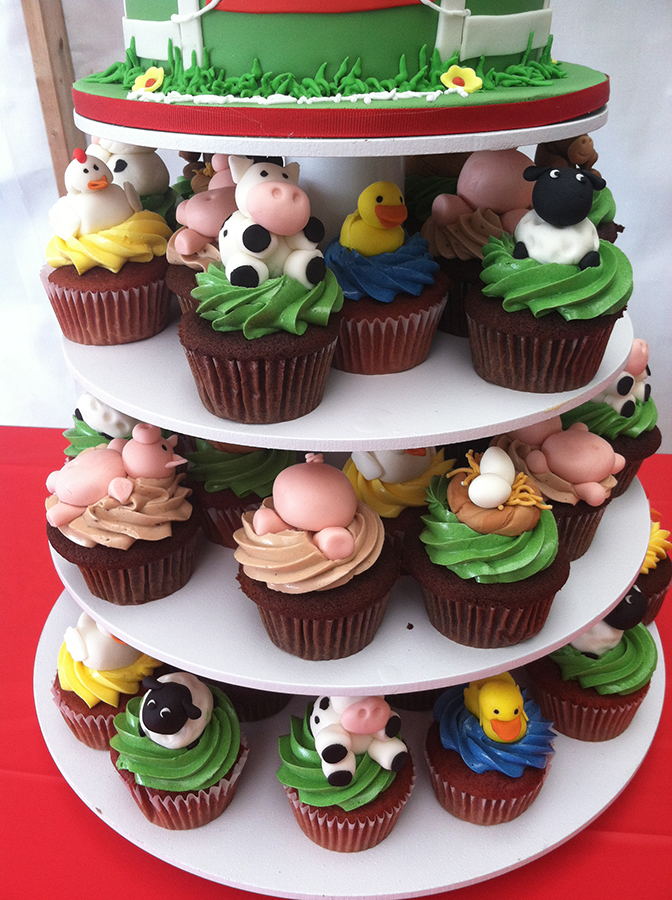 Farm Animal Cupcakes!