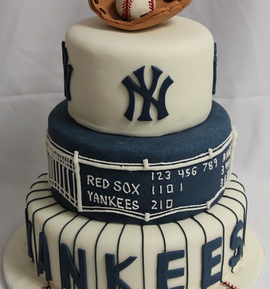 New York Yankees cake  Cake, Baseball birthday cakes, Yankee cake